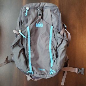 REI TARN 18 Backpack